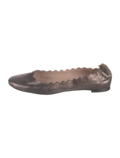Pre-owned Chloé Leather Scalloped Accent Ballet Flats In Brown/metallic
