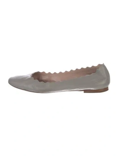 Pre-owned Chloé Leather Scalloped Accent Ballet Flats In Gray