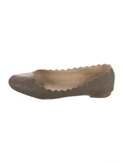 Pre-owned Chloé Leather Scalloped Accent Ballet Flats In Grey