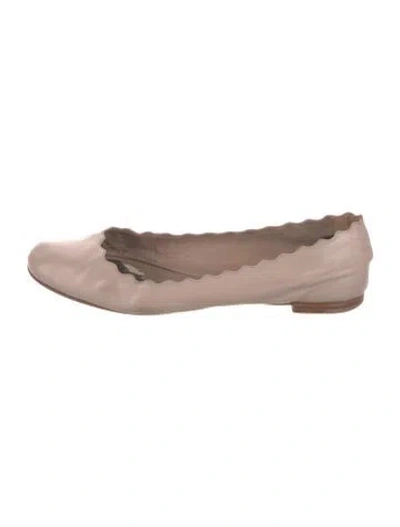 Pre-owned Chloé Leather Scalloped Accent Ballet Flats In Neutral