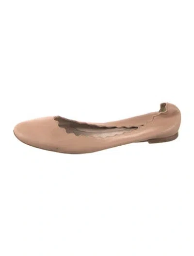 Pre-owned Chloé Leather Scalloped Accent Ballet Flats In Neutral