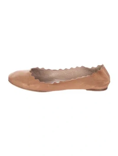 Pre-owned Chloé Leather Scalloped Accent Ballet Flats In Neutral