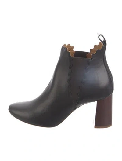 Pre-owned Chloé Leather Scalloped Accent Chelsea Boots In Black