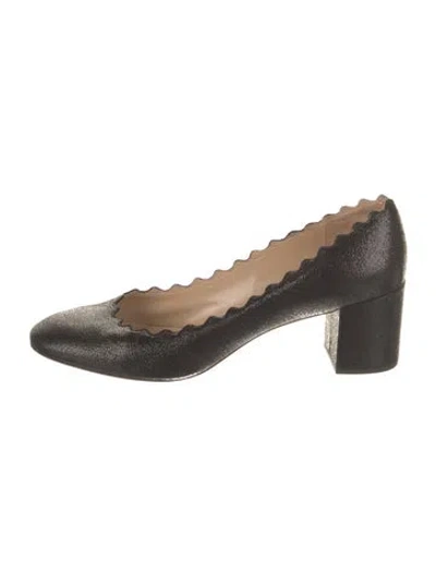 Pre-owned Chloé Leather Scalloped Accent Pumps In Black