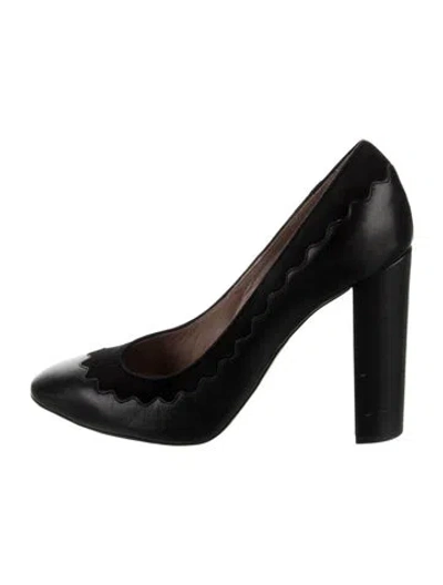 Pre-owned Chloé Leather Scalloped Accent Pumps In Black