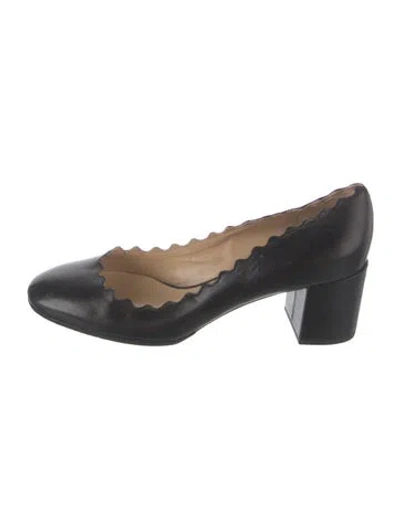 Pre-owned Chloé Leather Scalloped Accent Pumps In Black