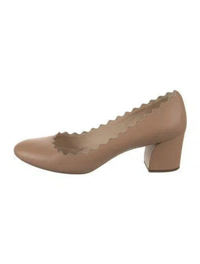 Pre-owned Chloé Leather Scalloped Accent Pumps In Neutral