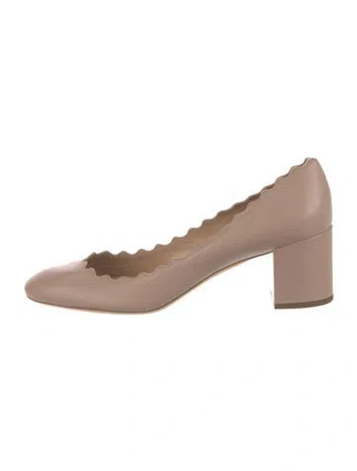 Pre-owned Chloé Leather Scalloped Accent Pumps In Neutral