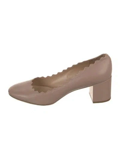 Pre-owned Chloé Leather Scalloped Accent Pumps In Neutral