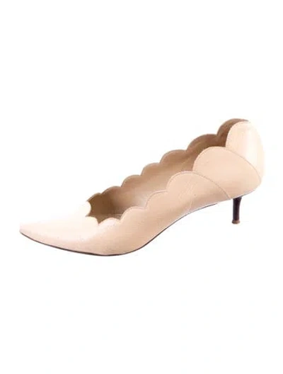 Pre-owned Chloé Leather Scalloped Accent Pumps In Neutral