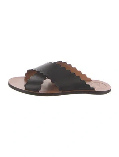 Pre-owned Chloé Leather Scalloped Accent Slides In Black