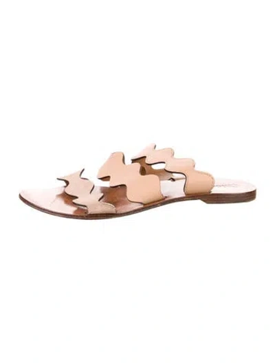 Pre-owned Chloé Leather Scalloped Accent Slides In Neutral