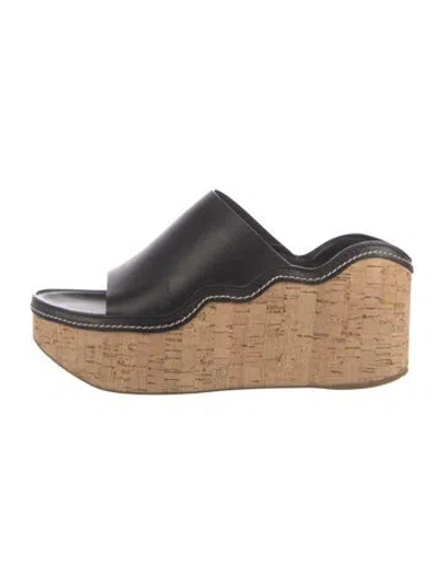 Pre-owned Chloé Leather Scalloped Accent Slingback Sandals In Black