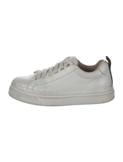 Pre-owned Chloé Leather Scalloped Accent Sneakers In White