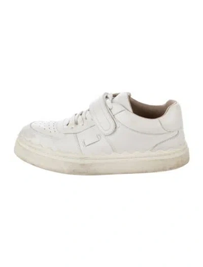 Pre-owned Chloé Leather Scalloped Accent Sneakers In White