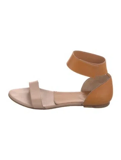 Pre-owned Chloé Leather Slides In Neutral