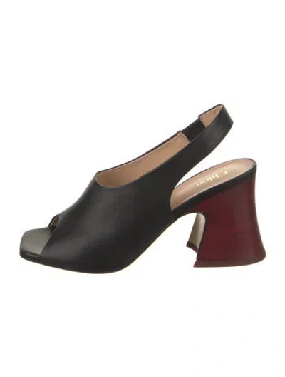 Pre-owned Chloé Leather Slingback Sandals In Black
