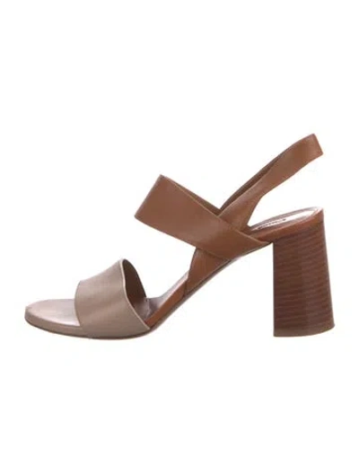 Pre-owned Chloé Leather Slingback Sandals In Brown