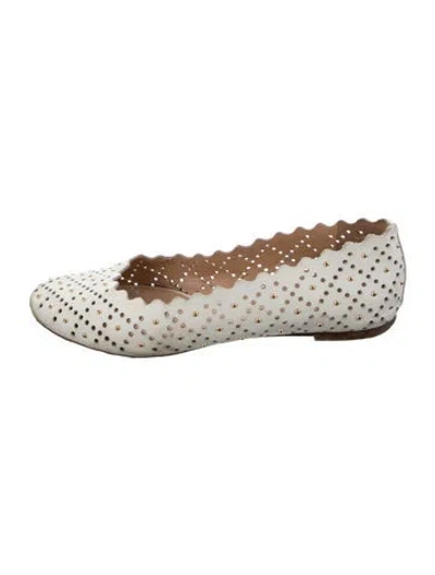 Pre-owned Chloé Leather Studded Accents Ballet Flats In White