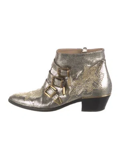 Pre-owned Chloé Leather Studded Accents Boots In Gold