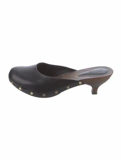 Pre-owned Chloé Leather Studded Accents Mules In Black