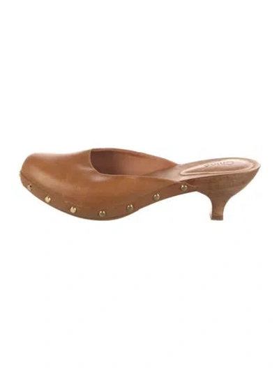 Pre-owned Chloé Leather Studded Accents Mules In Brown