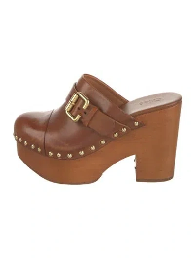 Pre-owned Chloé Leather Studded Accents Mules In Brown