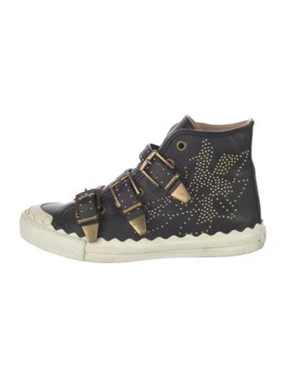 Pre-owned Chloé Leather Studded Accents Sneakers In Black