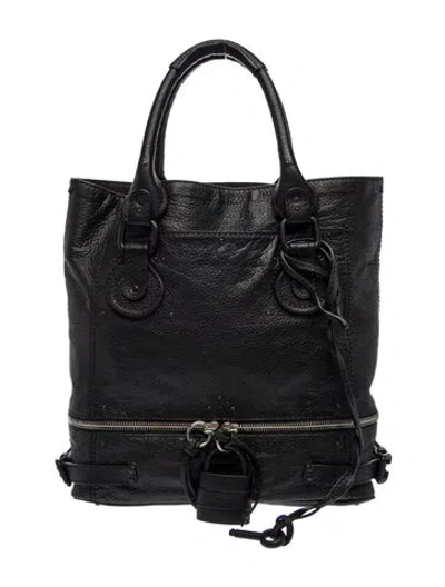 Pre-owned Chloé Leather Top Handle Bag In Black