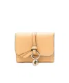 Chloé Logo Trifold Wallet In Nude