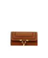 Chloé Logo Flip Wallet In Brown
