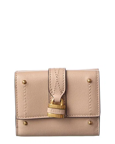 Chloé Logo Leather Wallet In Pink