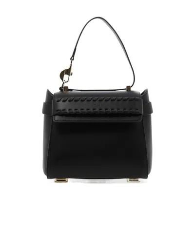 Chloé Logo Shoulder Bag In Black