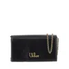 Chloé Logo Shoulder Bag With Chain Detail And Magnetic Closure In Black
