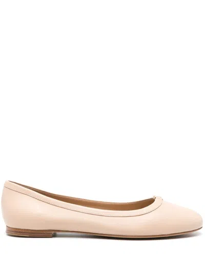 Chloé Marcie Leather Ballerina In Neutral