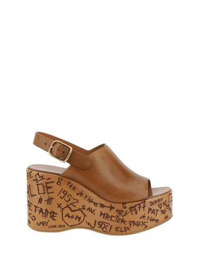 Chloé Maxime Wedge Sandal In Brown