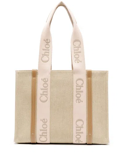 Chloé Medium Woody Tote Bag In Neutrals