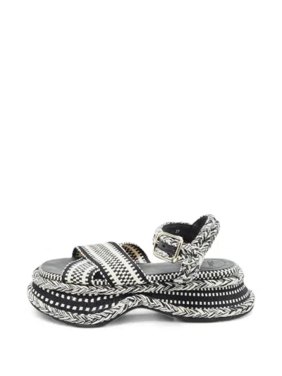Pre-owned Chloé Meril Ankle-strap Sandals In White