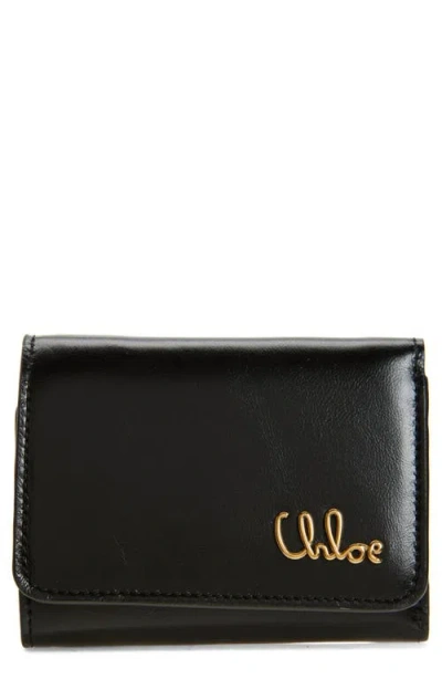 Chloé Mini  Iconic Shiny Leather Trifold Wallet In 001 Black