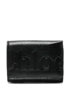 Chloé Logo Embossed Cardholder Wallets In Black