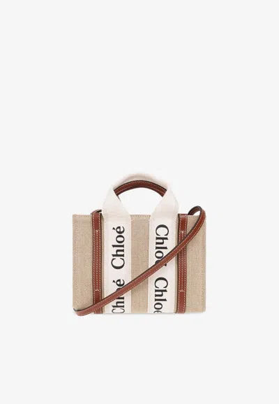 Chloé Mini Woody Handbag In Sand