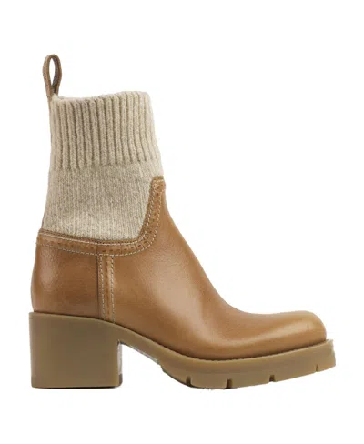 Chloé Neva Socks And Ankle Boots In Brown