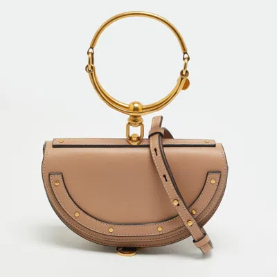 Pre-owned Chloé Nile Bracelet Small Beige Leather Minaudiere Bag In Sand