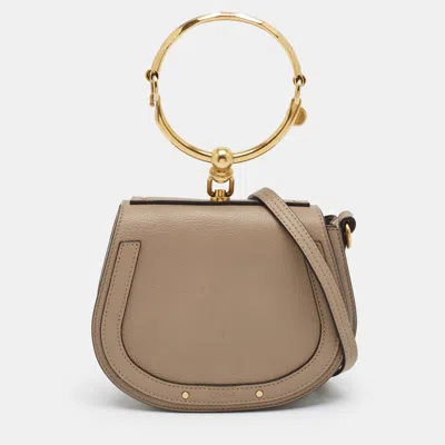 Pre-owned Chloé Nile Bracelet Small Grey Leather Shoulder Bag In Gray