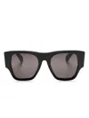 Chloé Oversized D-frame Sunglasses In Black