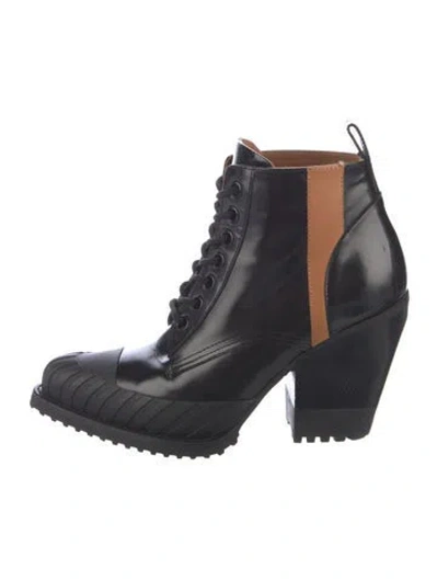 Pre-owned Chloé Patent Leather Colorblock Pattern Combat Boots In Black
