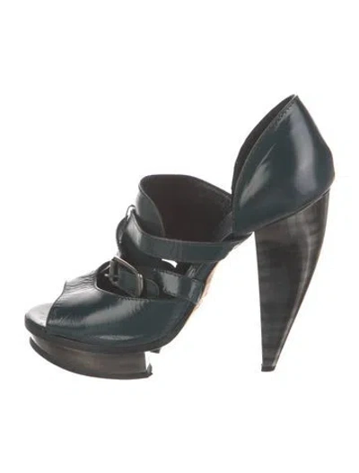 Pre-owned Chloé Patent Leather Colorblock Pattern Mules In Green