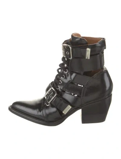 Pre-owned Chloé Patent Leather Cutout Accent Lace-up Boots In Black