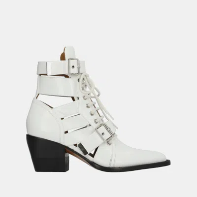 Pre-owned Chloé Patent Leather Lace-up Ankle Boots Size 36.5 In White