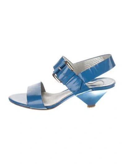 Pre-owned Chloé Patent Leather Sandals In Blue